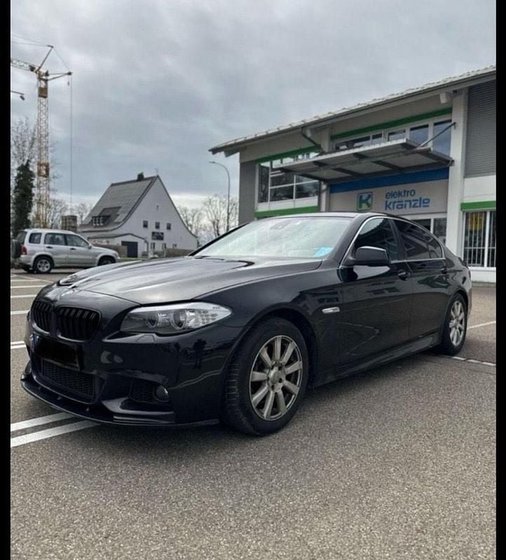 Schwarz Gebraucht 2010 BMW 525 M Sport Limousine | 9.600 € (Fairer Preis) - Bild 1/4