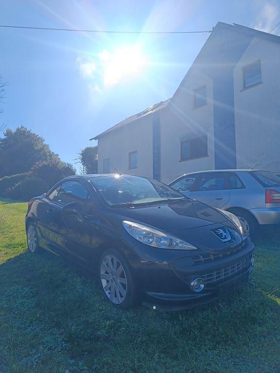 Schwarz Gebraucht 2013 Peugeot 207 CC Cabrio | 4.099 € (Guter Preis) - Bild 1/4