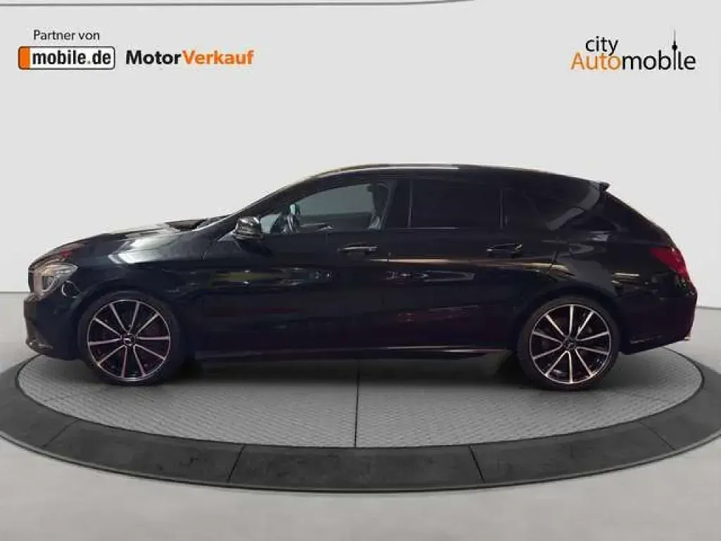 Gebraucht Mercedes CLA250 211 PS (155 kW) 2015 Kosmosschwarz  metalliclack (metallic) Coupé