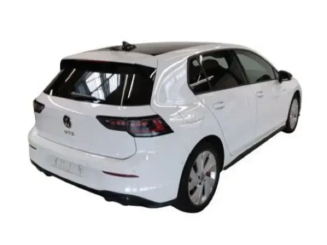 Gebraucht VW Golf VIII GTE 271 PS (199 kW) 2025 Weiß Limousine