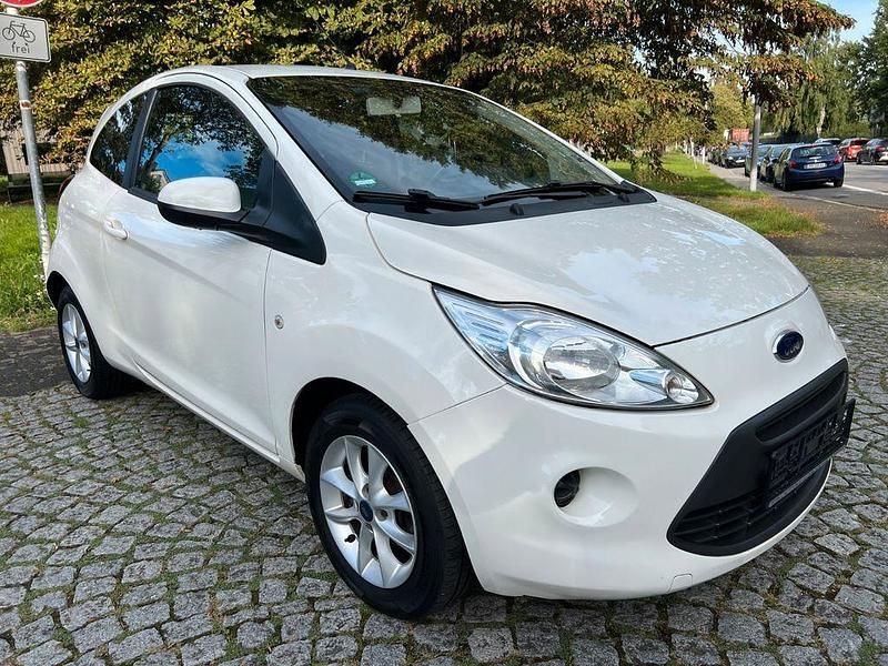 Gebraucht Ford Ka Cool & Sound Edition 69 PS (50 kW) 2014 Weiß Kleinwagen