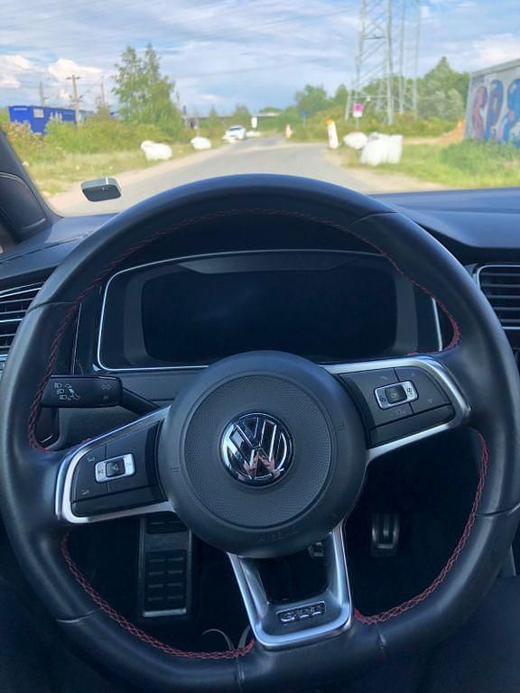 Gebraucht VW Golf VII GTI 230 PS (169 kW) 2018 Weiß Limousine
