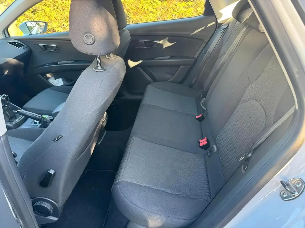 Gebraucht Seat Leon 122 PS (89 kW) 2013 Weiß Kleinwagen