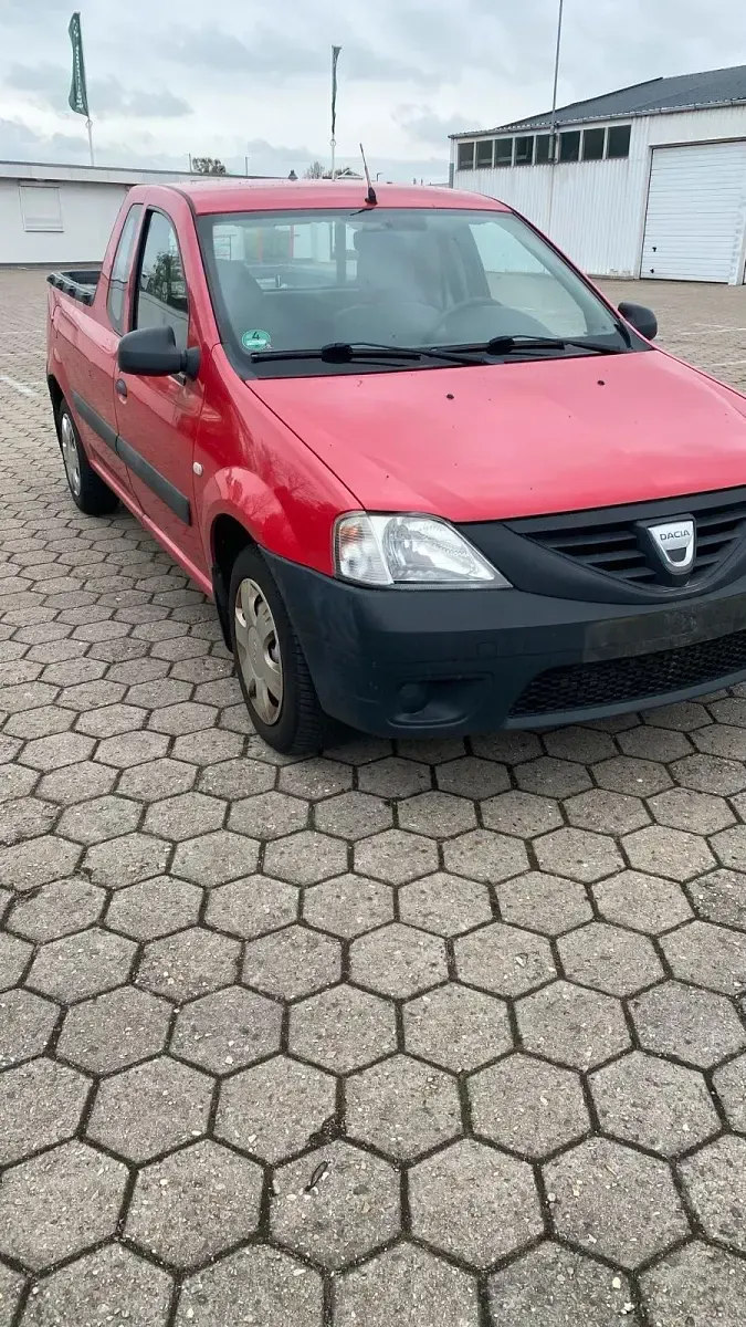 Gebraucht Dacia Pick up 86 PS (63 kW) 2010 Rot Pickup