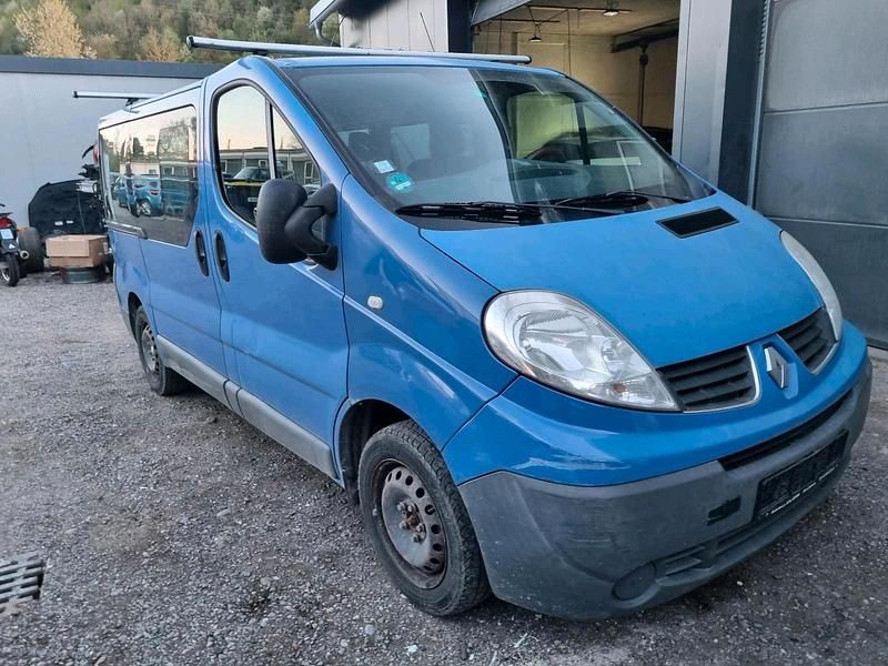 Usata Renault Traffic 90 CV (66 kW) 2012 Blu Monovolume