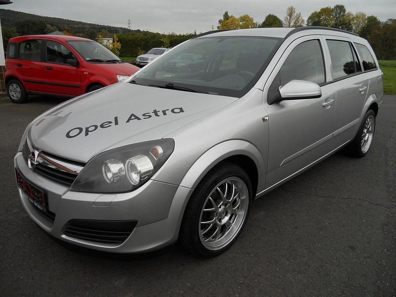 Silber Gebraucht 2005 Opel Astra Cosmo Kombi | 2.200 € (Fairer Preis) - Bild 1/4