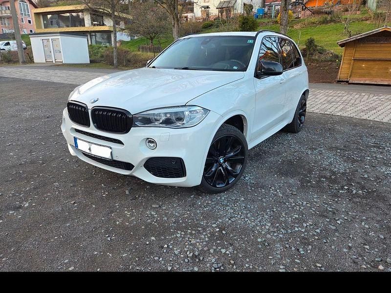 Gebraucht BMW X5 M50 Shadowline 381 PS (280 kW) 2014 Weiß SUV