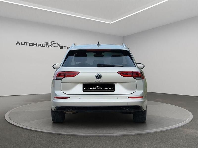 Gebraucht VW Golf VIII Move 131 PS (96 kW) 2023 Silber Kombi