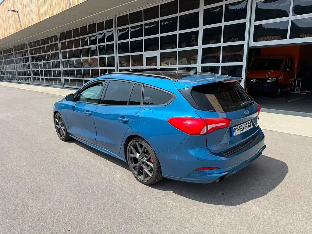 Gebraucht Ford Focus ST 280 PS (205 kW) 2022 Blau Limousine