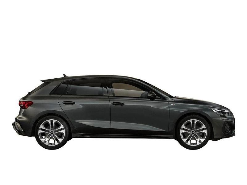 Ny Audi A3 S-Line 204 HK (150 kW) 2025 Grå Sedan