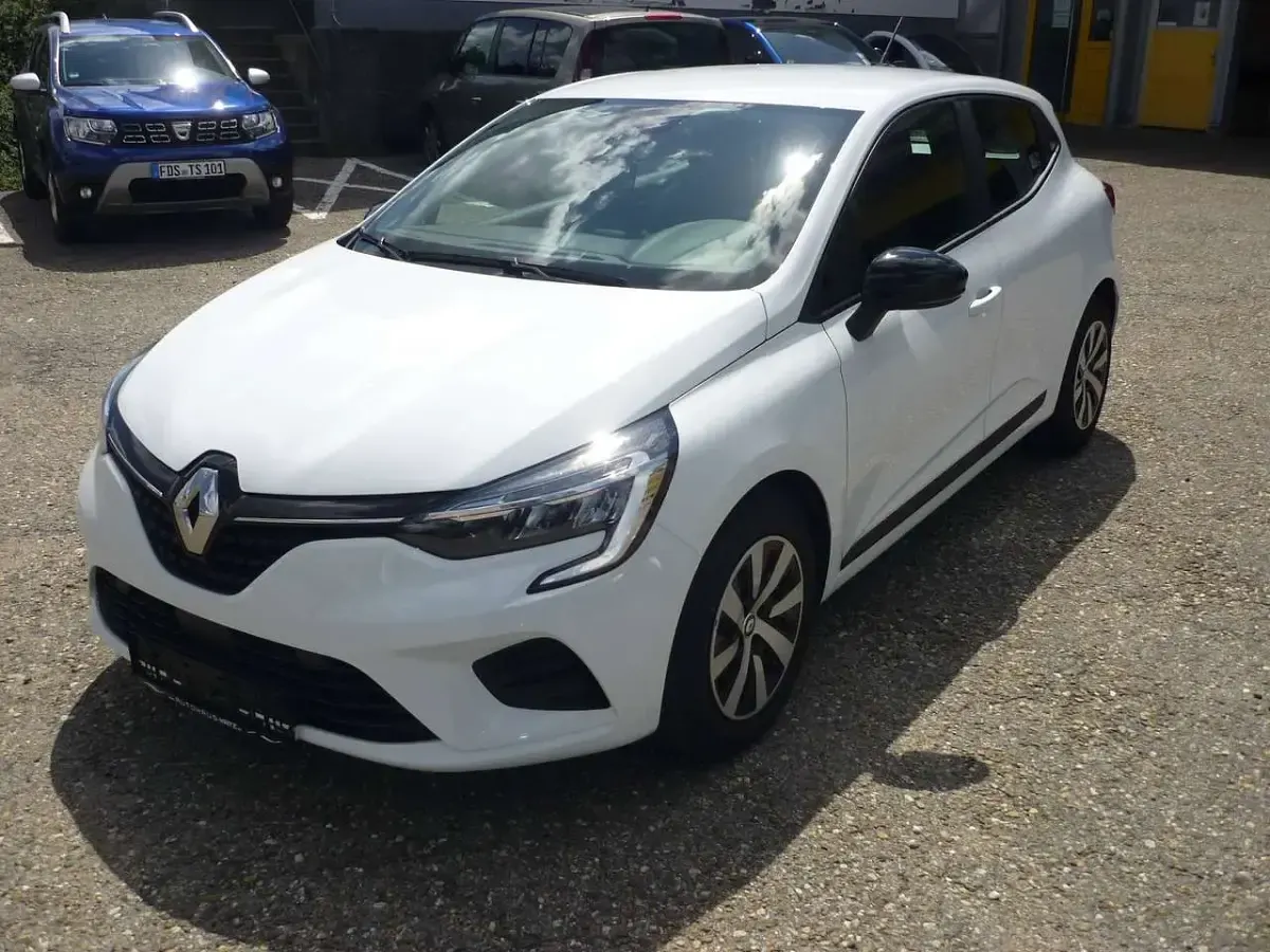 Gebraucht Renault Clio Equilibre 145 PS (106 kW) 2023 Arktisweiß Kleinwagen
