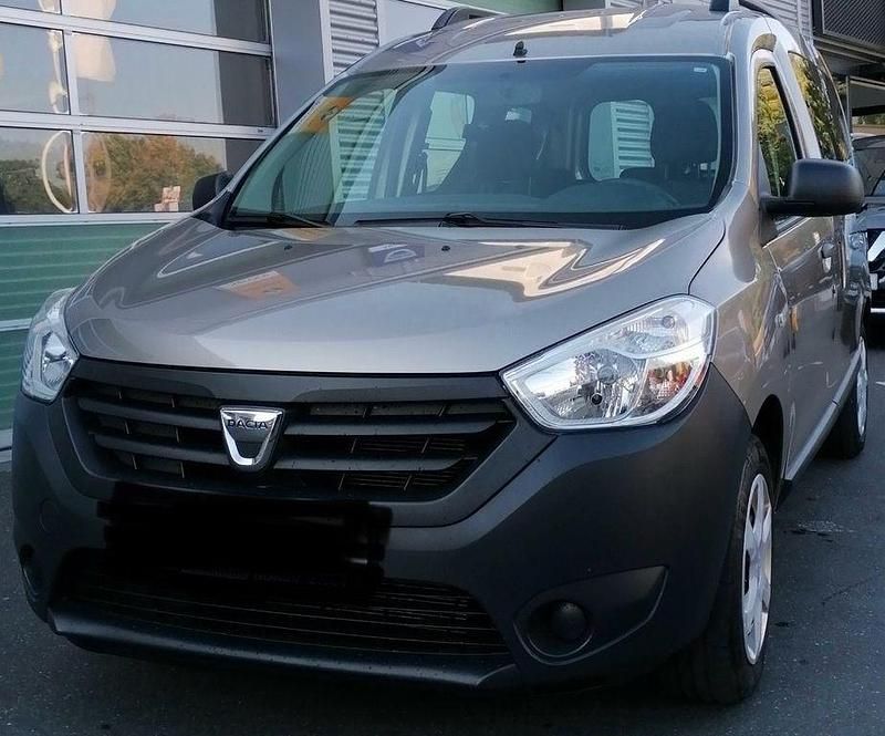 Gebraucht Dacia Dokker Ambiance 83 PS (61 kW) 2014 Braun Van / Kleinbus