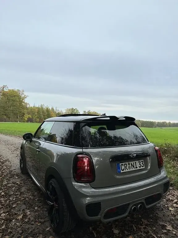 Używany Mini John Cooper Works 192 KM (141 kW) 2017 Szary Hatchback