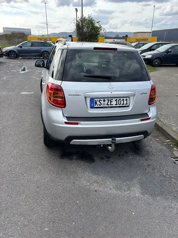 Gebraucht Suzuki SX4 Style 135 PS (99 kW) 2011 Silber Limousine