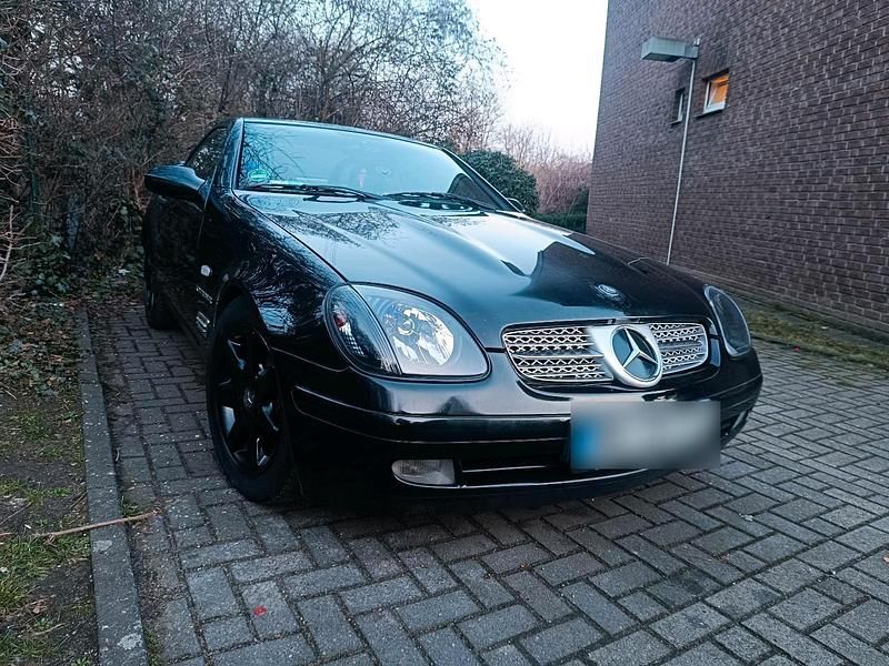 Gebraucht Mercedes SLK230 197 PS (144 kW) 1998 Schwarz Cabrio