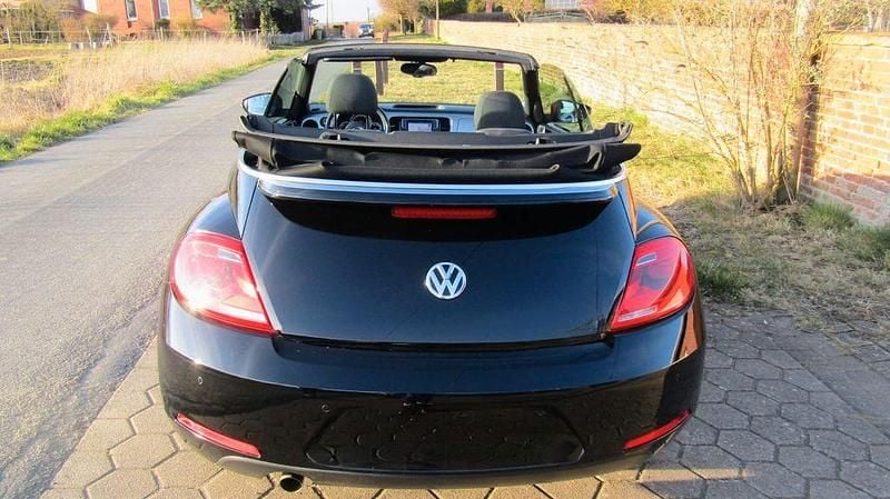 Gebraucht VW Beetle CLUB 105 PS (77 kW) 2015 Schwarz Kleinwagen