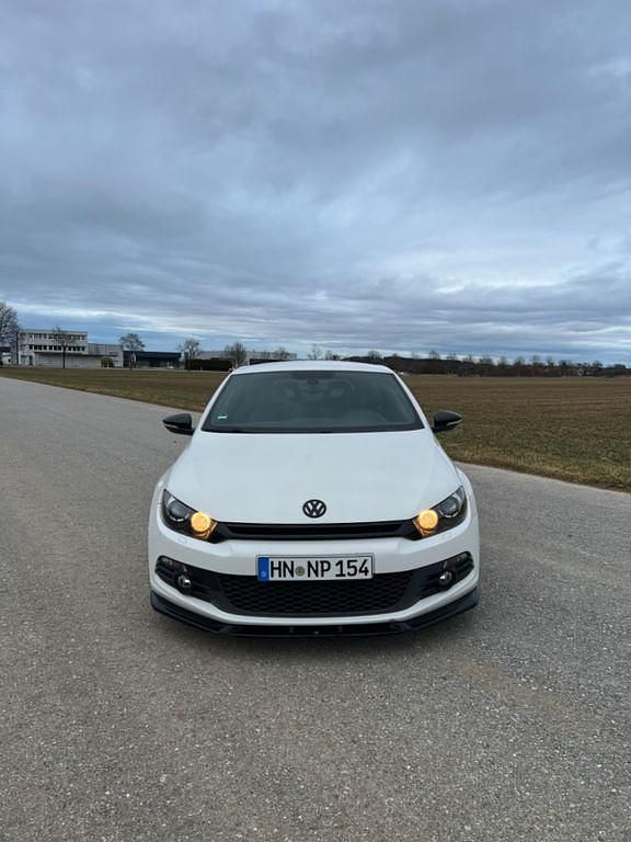 Gebraucht VW Scirocco 160 PS (117 kW) 2009 Weiß Coupé