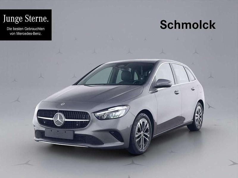 Grau Gebraucht 2024 Mercedes B200 Progressive Van / Kleinbus | 36.900 € (Teuer) - Bild 1/4