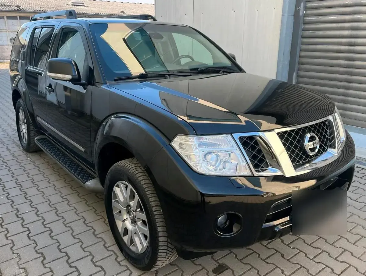 Gebraucht Nissan Pathfinder 231 PS (169 kW) 2015 Schwarz SUV