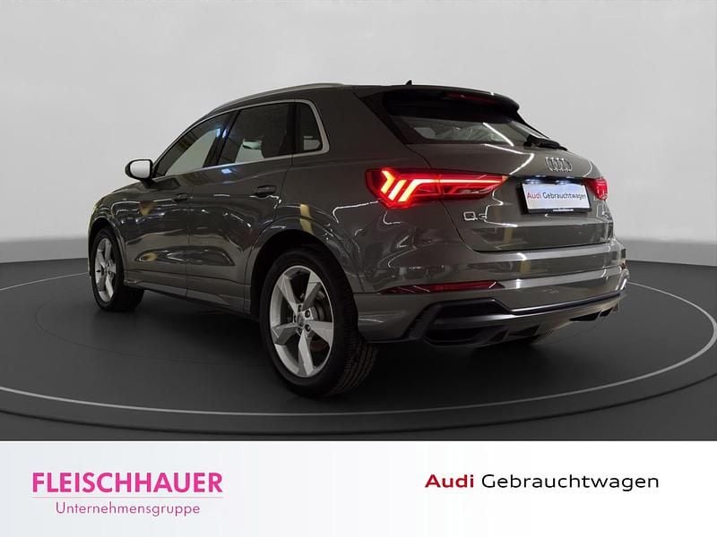 Gebraucht Audi Q3 S-Line 190 PS (139 kW) 2019 Grau SUV