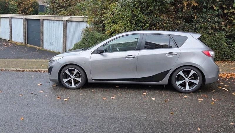 Gebraucht Mazda 3 Exclusive-Line 150 PS (110 kW) 2010 Schwarz Limousine