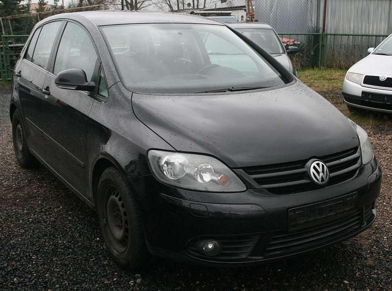 Gebraucht VW Golf VI 80 PS (58 kW) 2008 Black magic perleffekt Kleinwagen