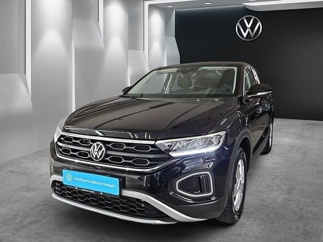 Gebraucht VW T-Roc Basis 110 PS (80 kW) 2024 Deep black perleffekt SUV