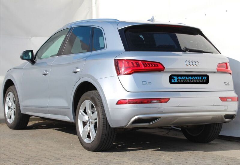 Silber Gebraucht 2017 Audi Q5 Design SUV | 22.985 € (Fairer Preis) - Bild 1/4