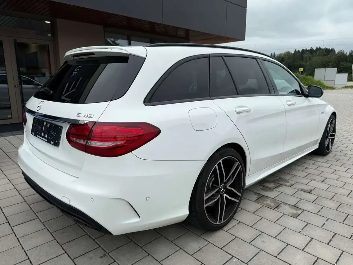 Gebraucht Mercedes C43 AMG AMG 367 PS (269 kW) 2017 Weiß Kombi