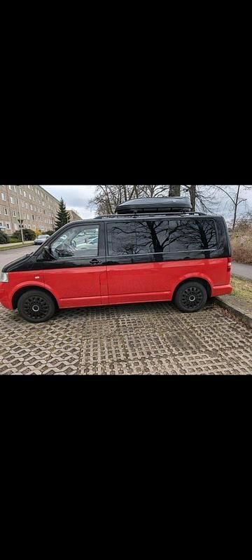 Gebraucht VW T5 105 PS (77 kW) 2005 Rot Van