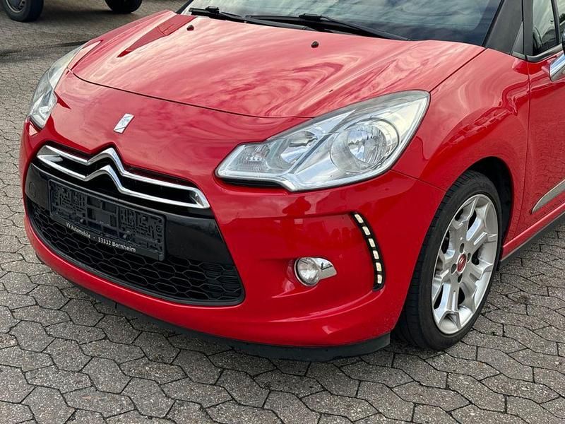Gebraucht Citroën DS3 Sport Chic 111 PS (81 kW) 2012 Rot Kleinwagen