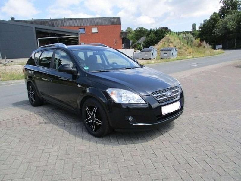 Schwarz Gebraucht 2009 Kia Ceed Sportswagon LX Kombi | 2.950 € (Superpreis) - Bild 1/4