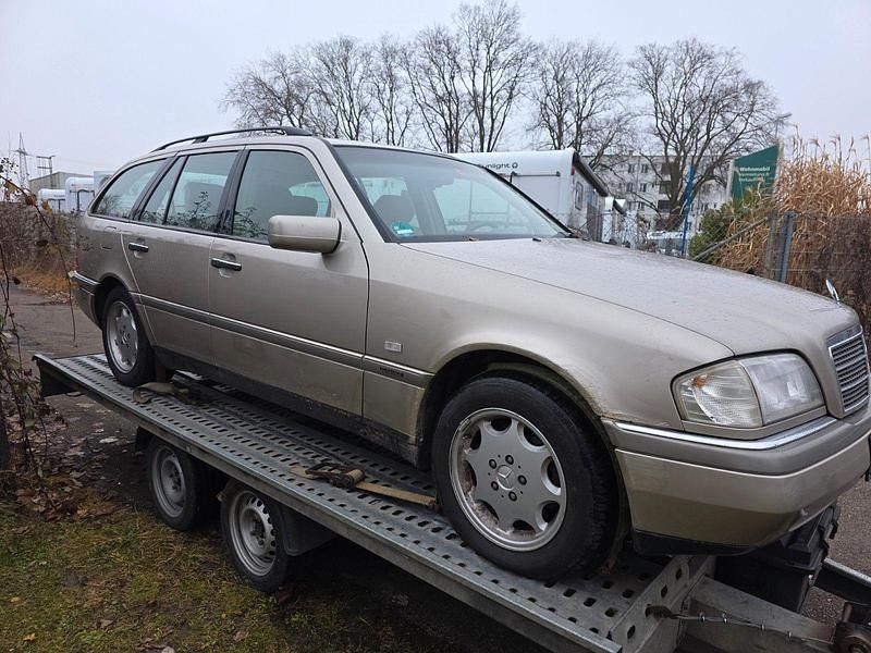 Gebraucht Mercedes C250 150 PS (110 kW) 1997 Beige Kombi