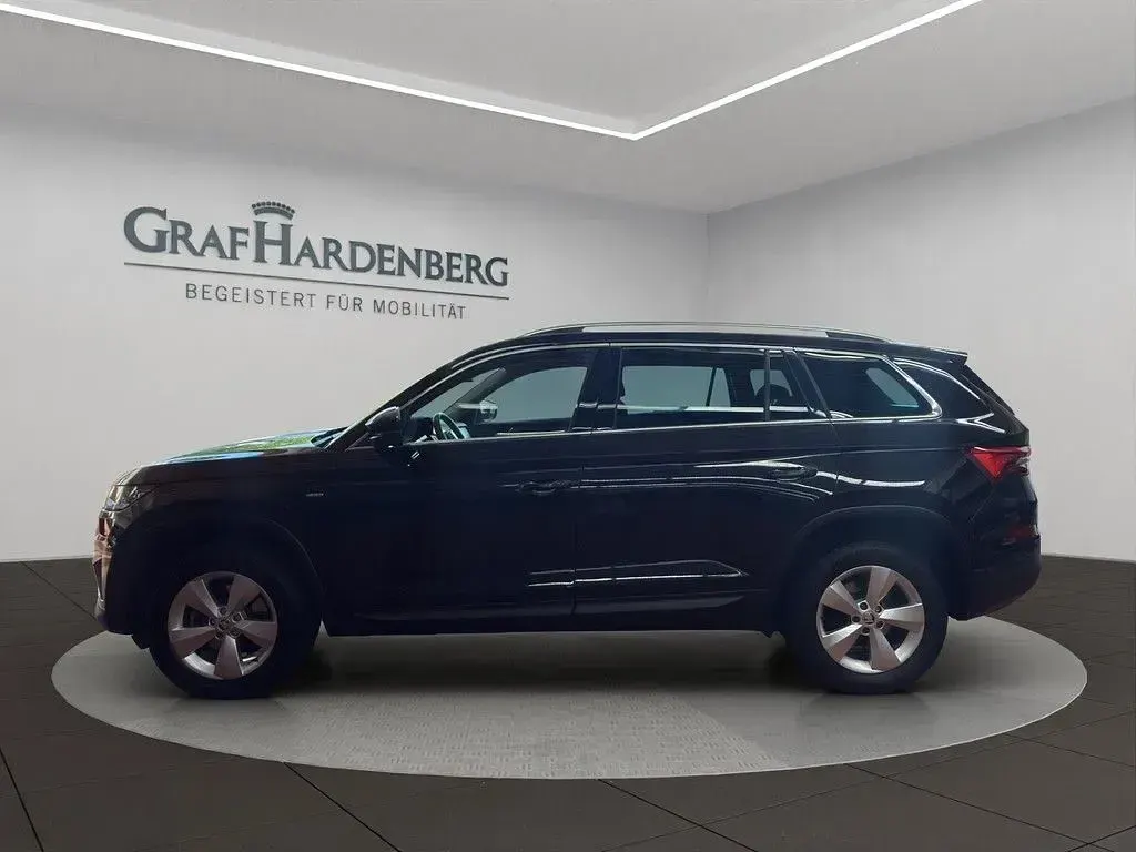 Gebraucht Skoda Kodiaq Ambition 150 PS (110 kW) 2021 Blackmagic perleffekt SUV