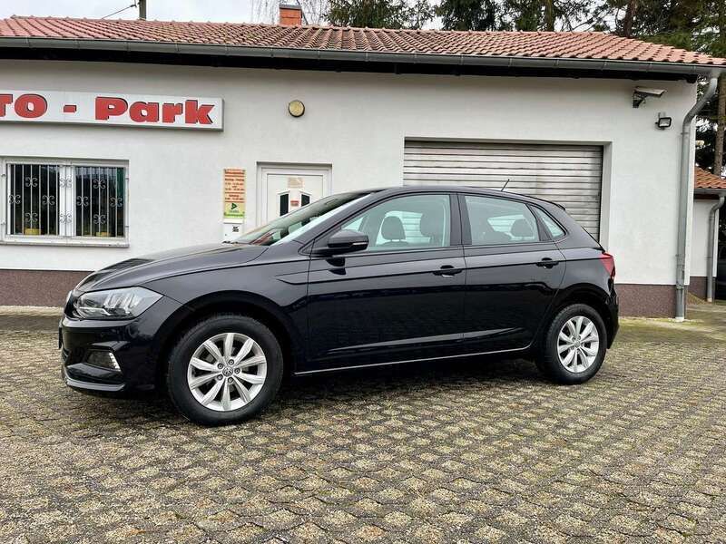 Schwarz Gebraucht 2018 VW Polo Trendline Limousine | 12.900 € (Fairer Preis) - Bild 1/4