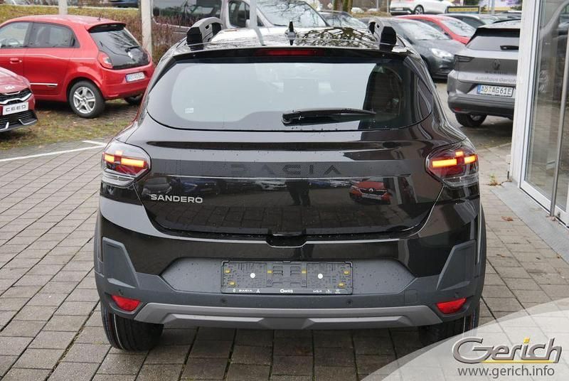 Neu Dacia Sandero Expression 110 PS (80 kW) 2026 Perlmuttschwarz metallic Limousine