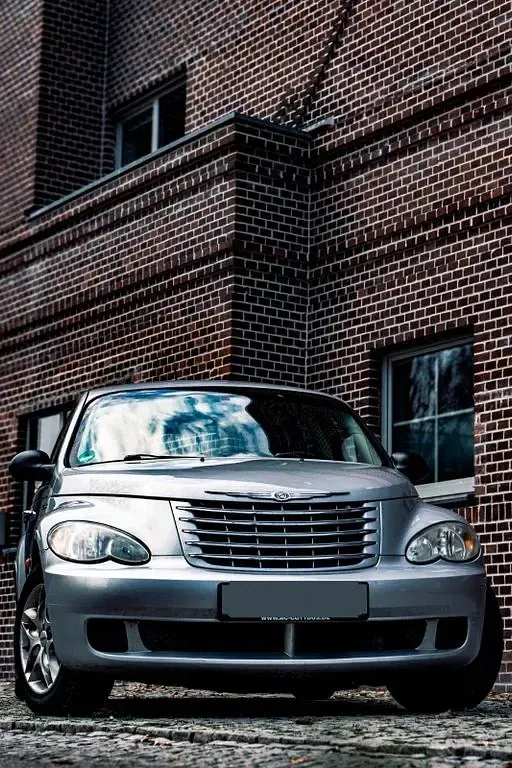 Gebraucht Chrysler PT Cruiser Limited 150 PS (110 kW) 2007 Silber Van / Kleinbus