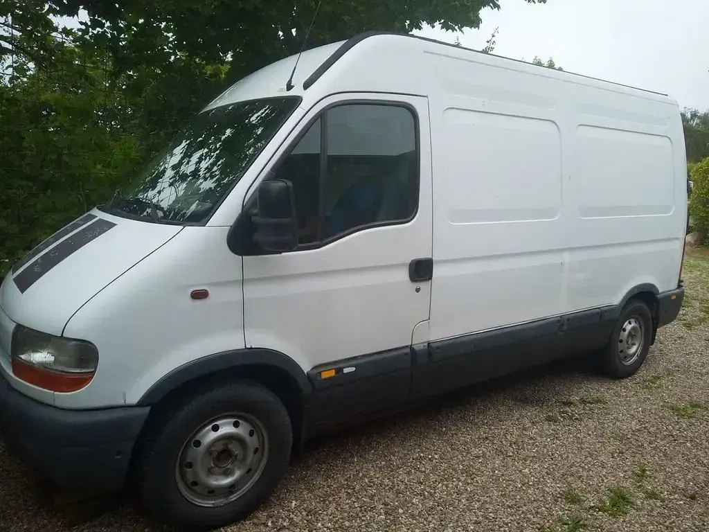 Gebraucht Renault Master 90 PS (66 kW) 2002 Weiß Limousine