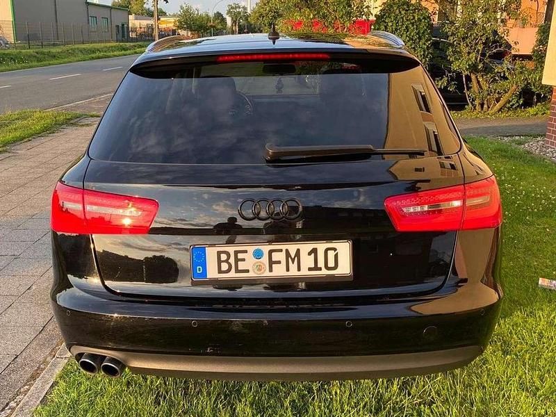 Gebraucht Audi A6 177 PS (130 kW) 2013 Schwarz Kombi