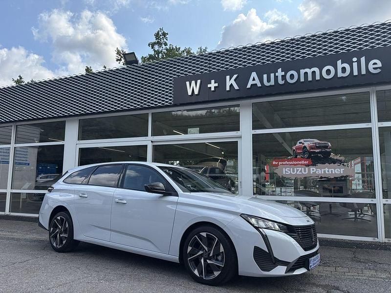 Weiß Gebraucht 2025 Peugeot 308 Allure Kombi | 26.950 € (Superpreis) - Bild 1/3