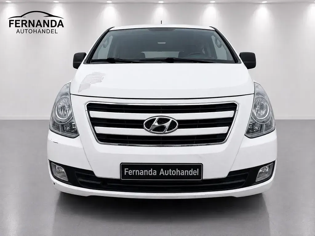 Gebraucht Hyundai H-1 Comfort 136 PS (100 kW) 2013 Gelb Van / Kleinbus