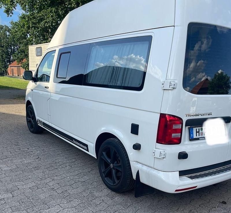 Gebraucht VW Multivan 150 PS (110 kW) 2021 Schwarz Van