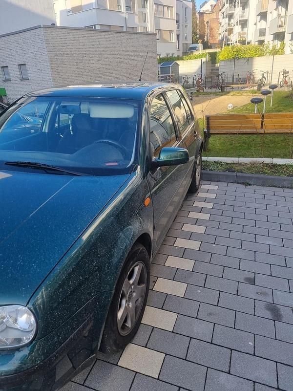 Gebraucht VW Golf IV 105 PS (77 kW) 1998 Grün Kleinwagen