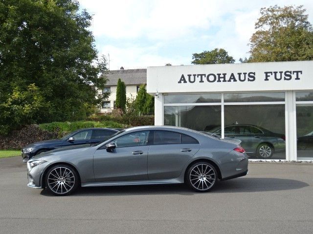 Grau Gebraucht 2020 Mercedes CLS220 AMG Limousine | 39.300 € (Fairer Preis) - Bild 1/4