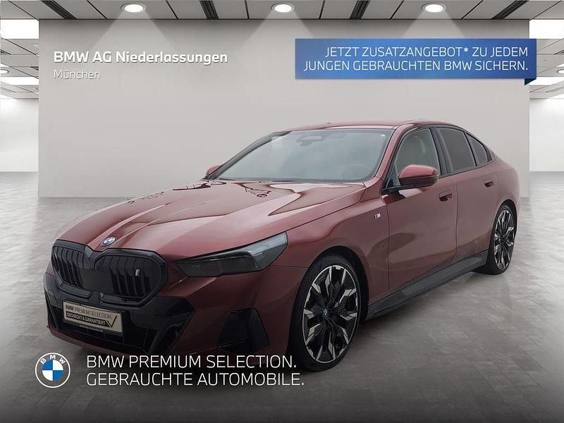 Rot Gebraucht 2024 BMW i5 M Sport Limousine | 63.608 € - Bild 1/2