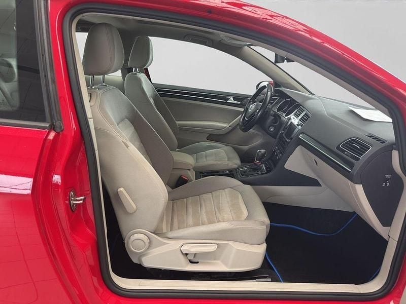 Gebraucht VW Golf VII Highline 150 PS (110 kW) 2016 Rot Limousine