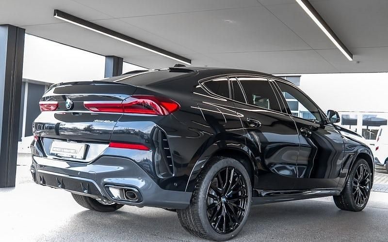 Gebraucht BMW X6 M Sport 352 PS (258 kW) 2025 Schwarz SUV