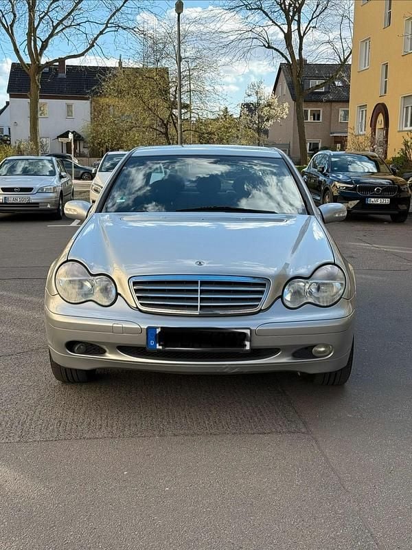 Gebraucht Mercedes C200 170 PS (125 kW) 2000 Silber Limousine