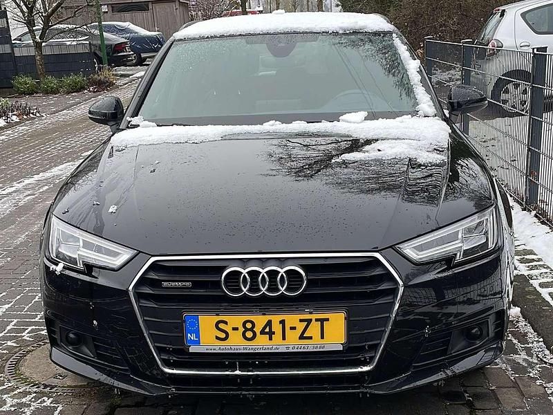 Schwarz Gebraucht 2019 Audi A4 Kombi | 25.000 € (Fairer Preis) - Bild 1/1