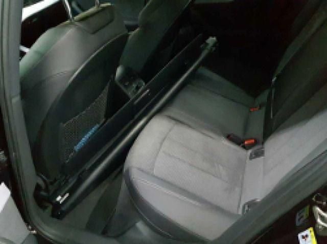 Gebraucht Audi A4 S-Line 163 PS (119 kW) 2023 Mythosschwarz metallic Kombi